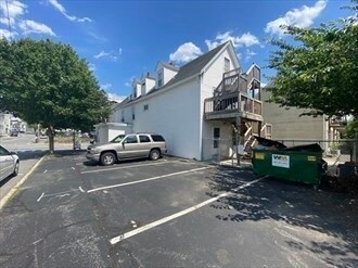 694 Lakeview Ave unit 3, Lowell, MA 01850 - photo 2