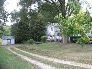 6910 E Windsor Rd, Muncie, IN 47302 - photo 3