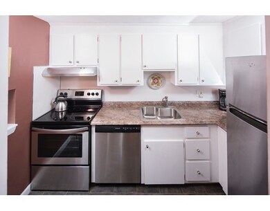 79 Fountain Ln unit 10, South Weymouth, MA 02190 - photo 4