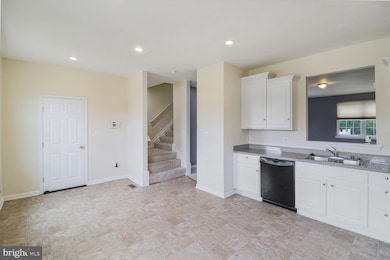 16 Karendale Ct, Windsor Mill, MD 21244 - photo 7