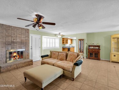 Tim_REMAX_3340_CliffrockLn_072024 2-6