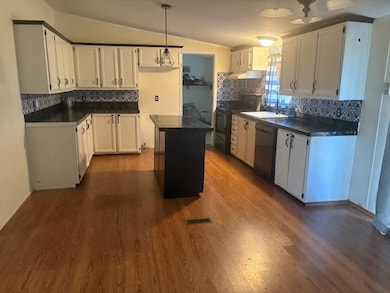 4503 Peter Creek Rd, Austin, KY 42123 - photo 4