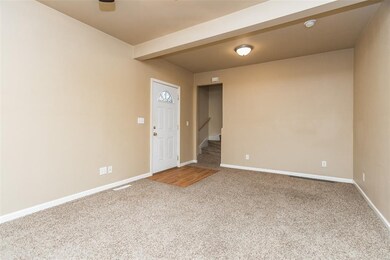 927 F Ave NW, Cedar Rapids, IA 52405 - photo 3