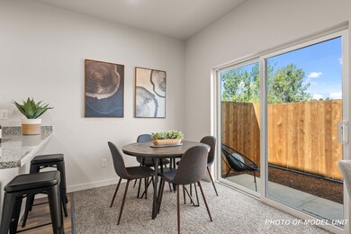 38_7_2028 sunset dr 9, medford-06