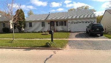 111 Bolz Rd, Carpentersville, IL 60110 - photo 2