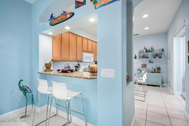 Breakfast Bar open to Kitchen