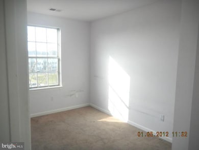 1403 Key Pkwy, Frederick, MD 21702 - photo 6