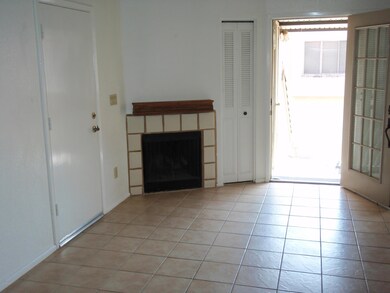 30 E Brown #2073 002