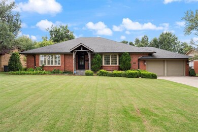 1724 Dorchester Dr, Nichols Hills, OK 73120 - photo 3