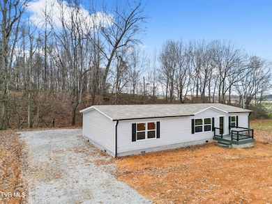 2795 Rheatown Rd, Chuckey, TN 37641 - photo 2