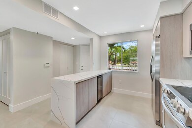 Huntington Pointe unit 202, Delray Beach, FL 33484 - photo 4