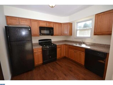 138 Bramau Ave, Berlin, NJ 08009 - photo 2