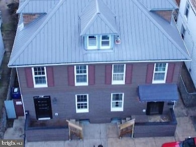 721 George St, Hagerstown, MD 21740 - photo 2