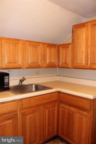 9 W Cedar Ave, Oaklyn, NJ 08107 - photo 4