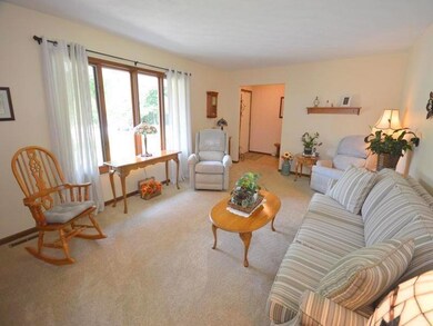 57012 Sequoia Dr, Goshen, IN 46528 - photo 4