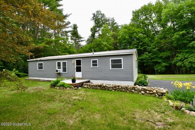 504 Middle Grove Rd, Middle Grove, NY 12850 - photo 3