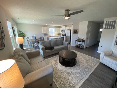 221 Kiawah Dr, Whiteland, IN 46184 - photo 4