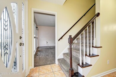 7404 Jonathan Way, Louisville, KY 40228 - photo 5