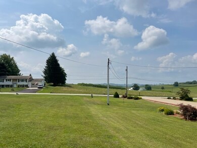 5 Country Ln, West Newton, PA 15089 - photo 6