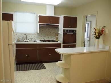 3916 Bogata Dr, Jacksonville, FL 32210 - photo 3