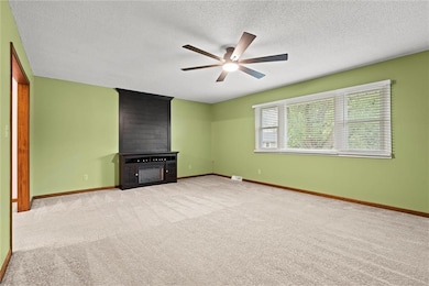 3117 Lakeview Cir, Leavenworth, KS 66048 - photo 5