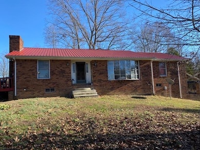 203 Cliffside Ave, Shelbyville, TN 37160 - photo 2