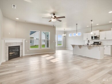 8406 E Sunray Dr, Nampa, ID 83687 - photo 5