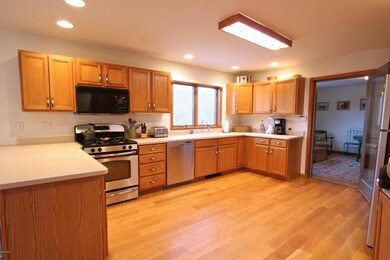 37 Lake Buel Rd, Great Barrington, MA 01230 - photo 5