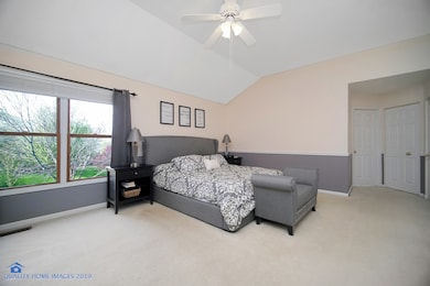 1950 Peach Tree Ln, Algonquin, IL 60102 - photo 2