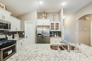 3413 Shelby Luz Ct, El Paso, TX 79938 - photo 7