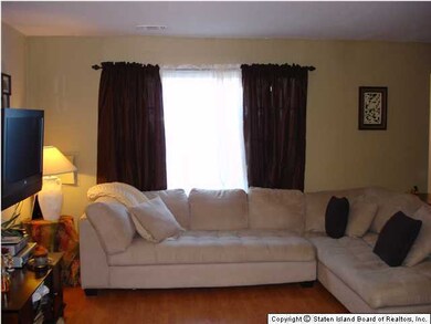 553 Correll Ave unit 31, Staten Island, NY 10309 - photo 6