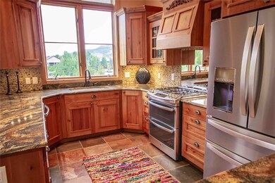 Bright Kitchen with NEW Granite Counters, Cabinets