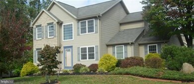 947 Willow Ridge Dr, York, PA 17404 - photo 3