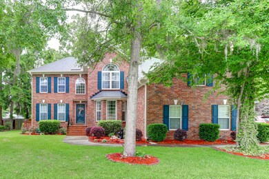 671 Hamlet Cir (2)