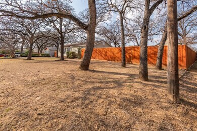 1317 Glenda Dr, Bedford, TX 76022 - photo 2