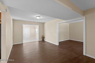 2906 Country Club Rd, Jacksonville, NC 28546 - photo 5