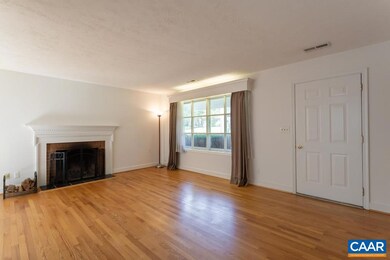 2210 Banbury St, Charlottesville, VA 22901 - photo 6