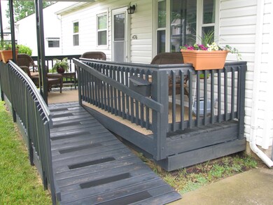 476 Derrer Rd, Columbus, OH 43204 - photo 2