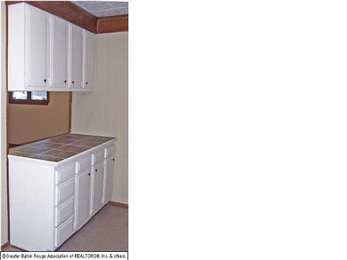 KITCHEN SIDE BAR - Great Extra Storage, Buffet Ser