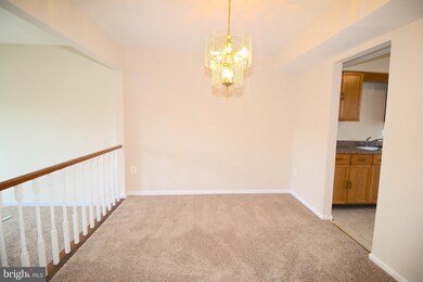 9071 Mcrae Ct, Manassas, VA 20110 - photo 5