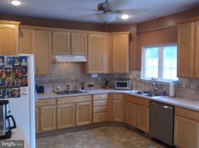 9930 Lucky Lure Ln, Owings, MD 20736 - photo 6