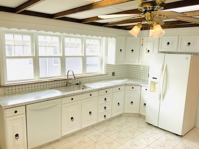 38 Egerton Rd unit 2, Arlington, MA 02474 - photo 6