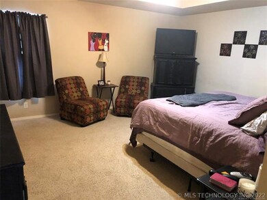 14923 S Glenn St, Glenpool, OK 74033 - photo 2