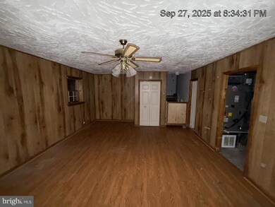 537 Butternut Dr, Fredericksburg, VA 22408 - photo 6