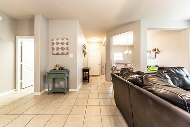 2063 Lepper St, Alvin, TX 77511 - photo 4