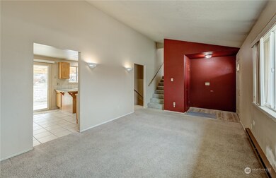 215 S Iowa Ave, East Wenatchee, WA 98802 - photo 5