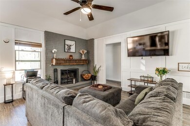 912 Monterrey St, Bedford, TX 76022 - photo 5