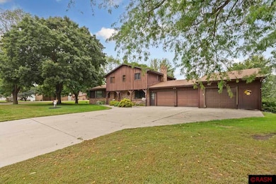 255 W 7th St, Gibbon, MN 55335 - photo 3