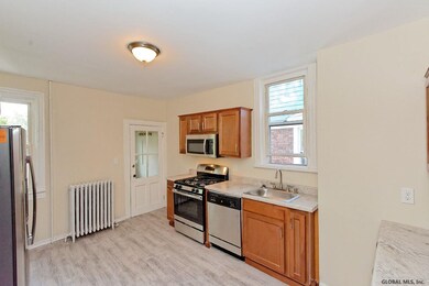 864 Lancaster St, Albany, NY 12203 - photo 7