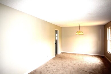 111 Hulan St, Shelbyville, TN 37160 - photo 2